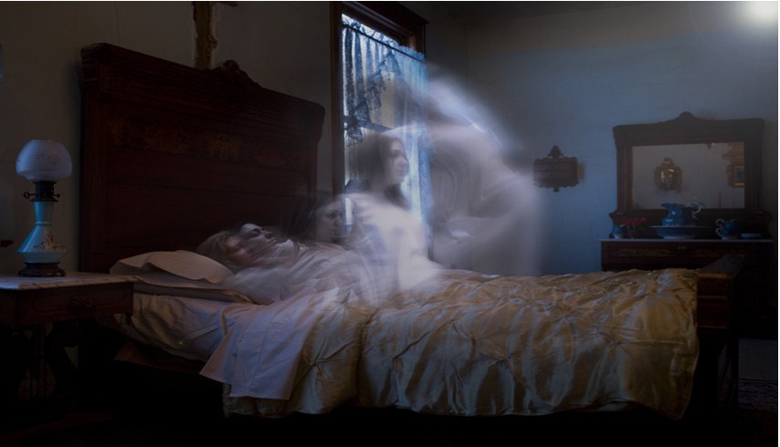 Mơ thấy người chết đánh con gì? Giải mã giấc mơ người chết